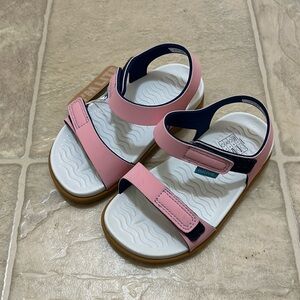 Native children’s sandal C9